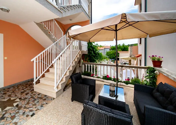 Apartmán Kastell-2 By Interhome *